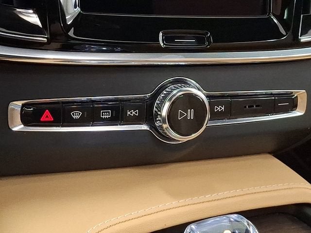 2024 Volvo V90 Cross Country Ultimate