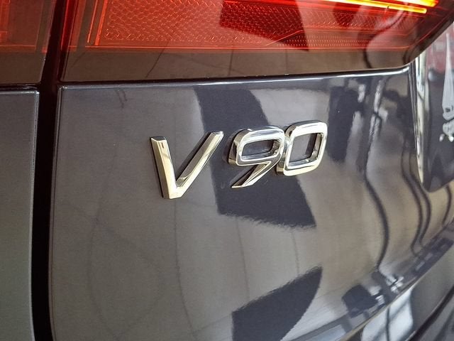 2024 Volvo V90 Cross Country Ultimate