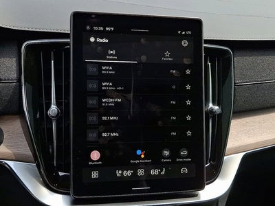 2025 Volvo XC90 Plus