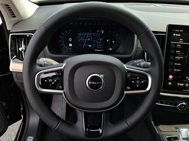 2025 Volvo XC90 Plus