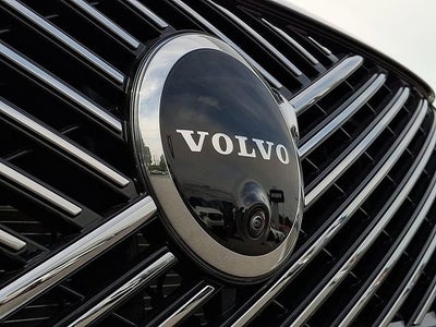 2025 Volvo XC90 Plus