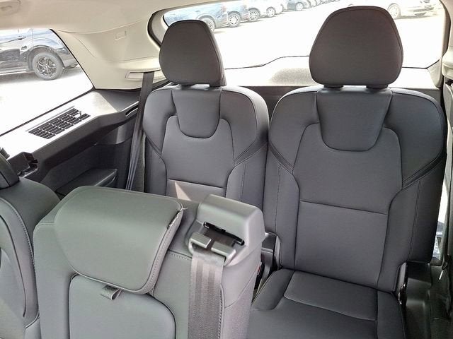 2025 Volvo XC90 Plus