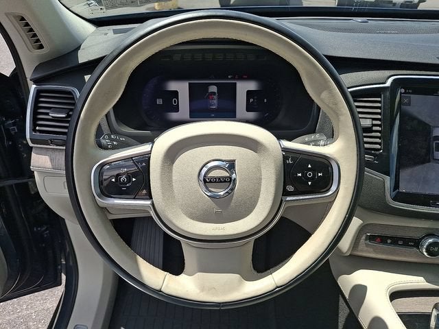 2024 Volvo XC90 Plus Bright Theme