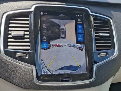 2024 Volvo XC90 Plus Bright Theme