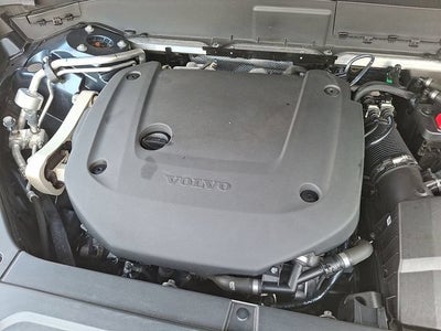 2024 Volvo XC90 Plus Bright Theme