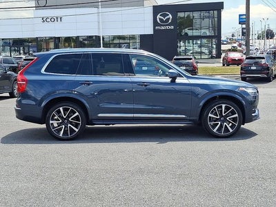 2024 Volvo XC90 Plus Bright Theme