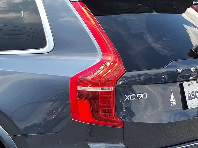 2024 Volvo XC90 Plus Bright Theme