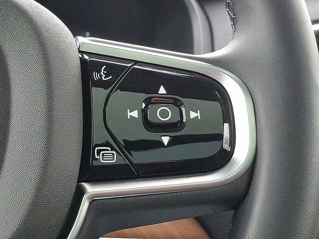 2025 Volvo XC90 Plus