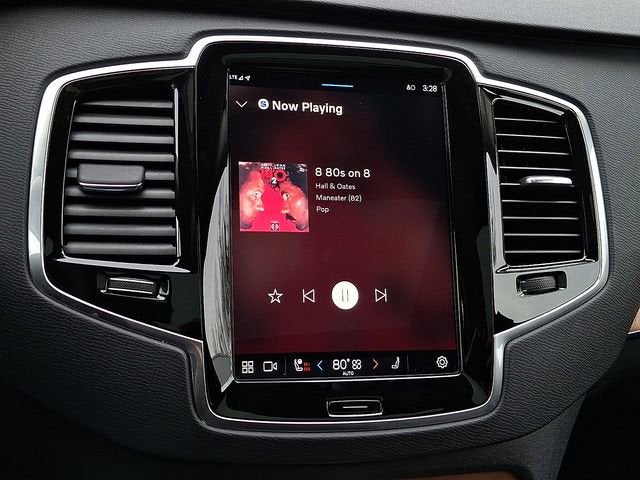 2025 Volvo XC90 Plus