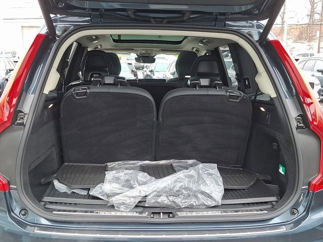 2025 Volvo XC90 Plus