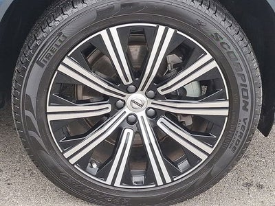 2025 Volvo XC90 Plus