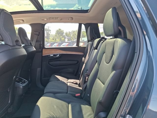 2025 Volvo XC90 Plus