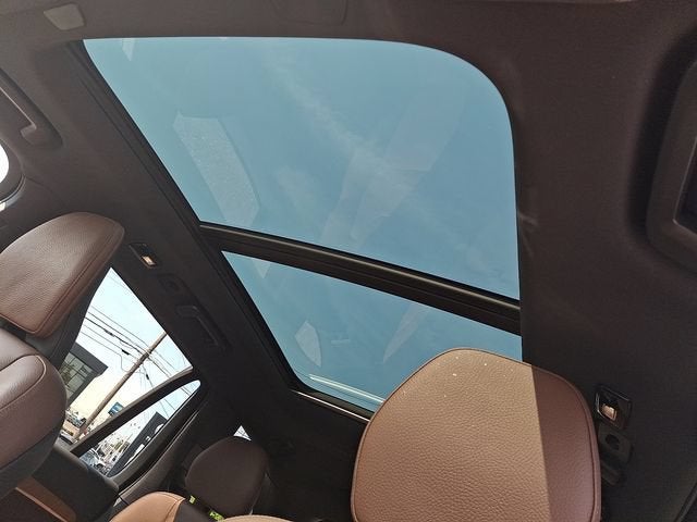 2024 Volvo XC90 Plus Bright Theme