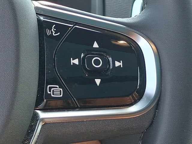 2024 Volvo XC90 Plus Bright Theme