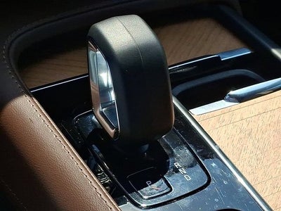 2024 Volvo XC90 Plus Bright Theme