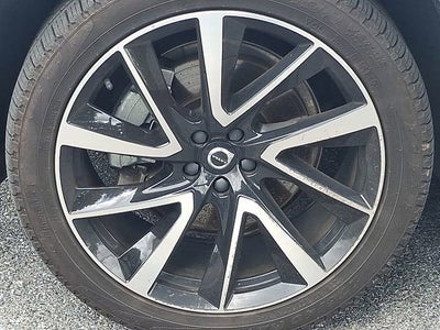 2024 Volvo XC90 Plus Bright Theme