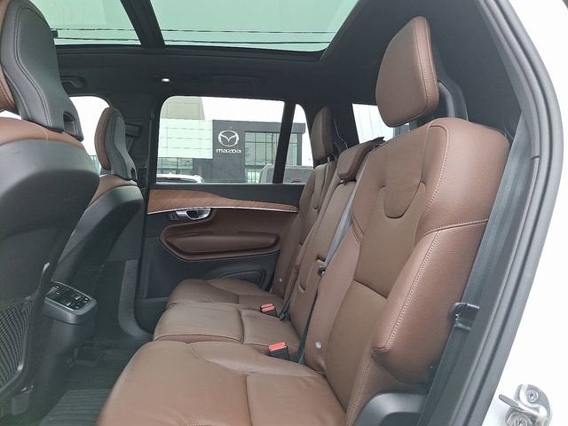 2024 Volvo XC90 Plus Bright Theme
