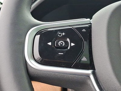 2024 Volvo XC90 Plus Bright Theme