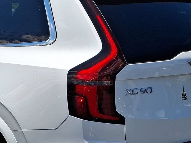 2026 Volvo XC90 Plus