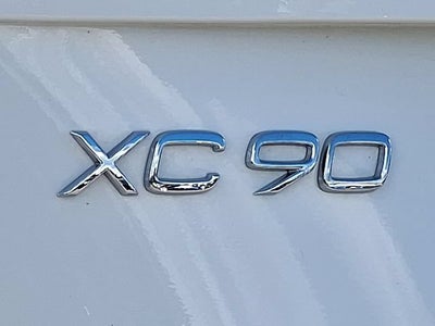 2026 Volvo XC90 Plus