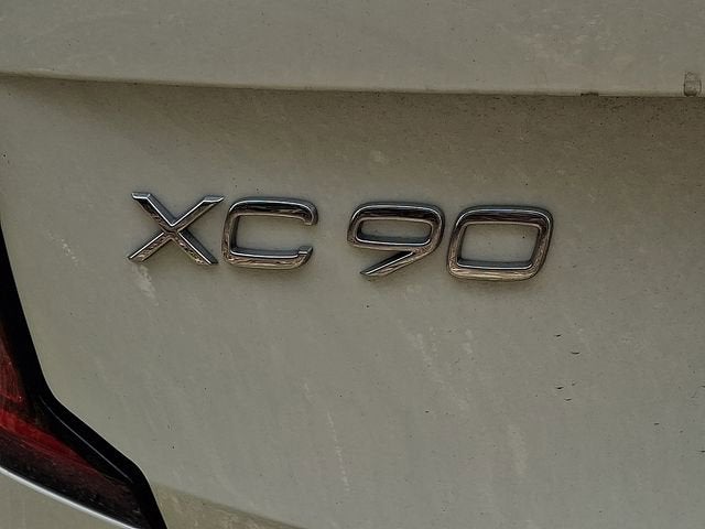 2026 Volvo XC90 Plus
