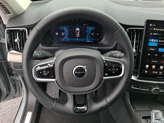 2026 Volvo XC90 Plus