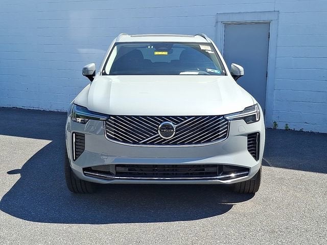 2026 Volvo XC90 Plus