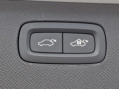 2026 Volvo XC90 Plus