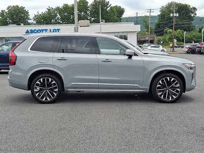 2026 Volvo XC90 Plus