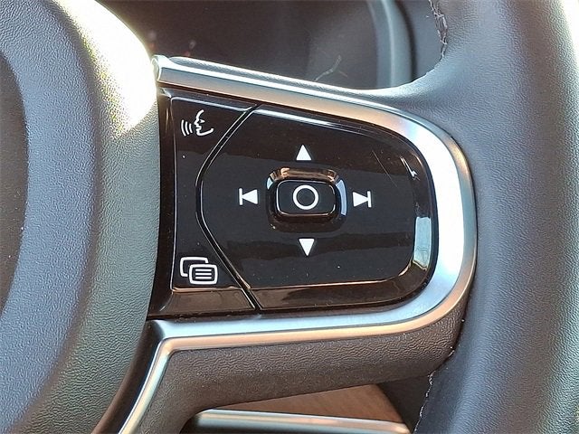 2024 Volvo XC90 Plus Bright Theme