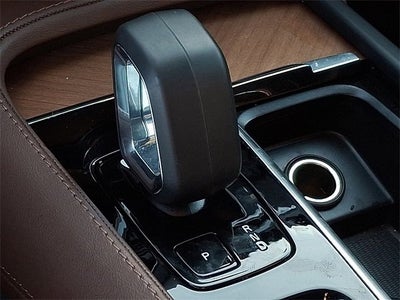 2024 Volvo XC90 Plus Bright Theme