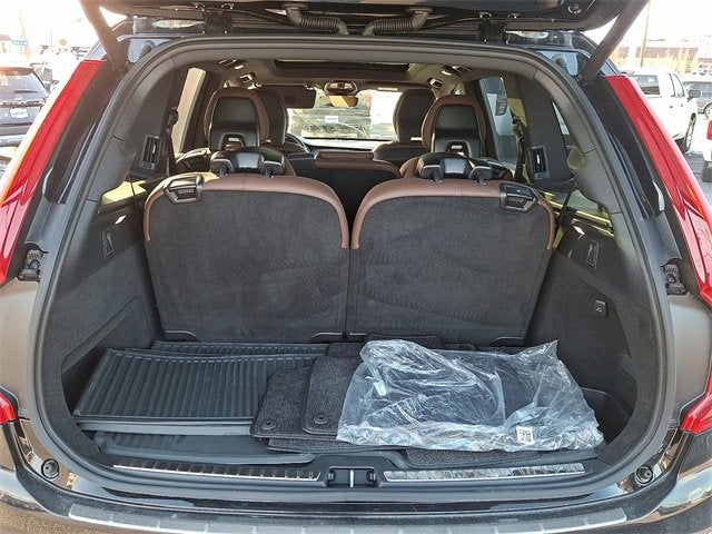 2024 Volvo XC90 Plus Bright Theme