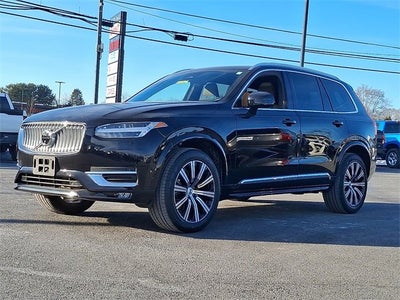 2024 Volvo XC90 Plus Bright Theme
