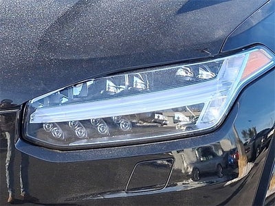 2024 Volvo XC90 Plus Bright Theme