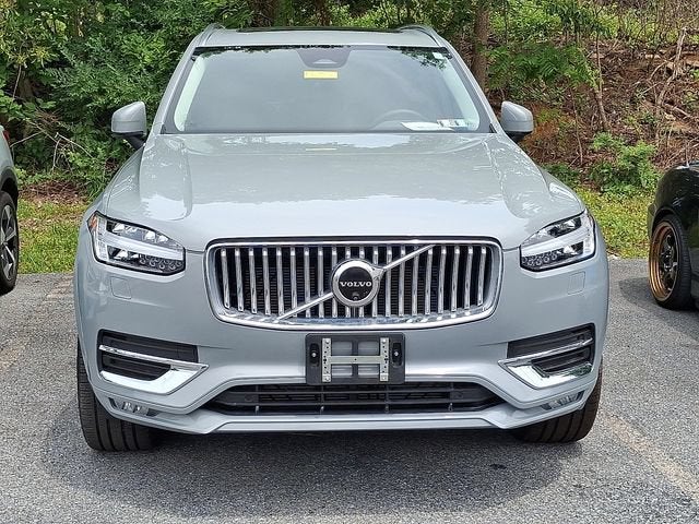 2024 Volvo XC90 Plus Bright Theme
