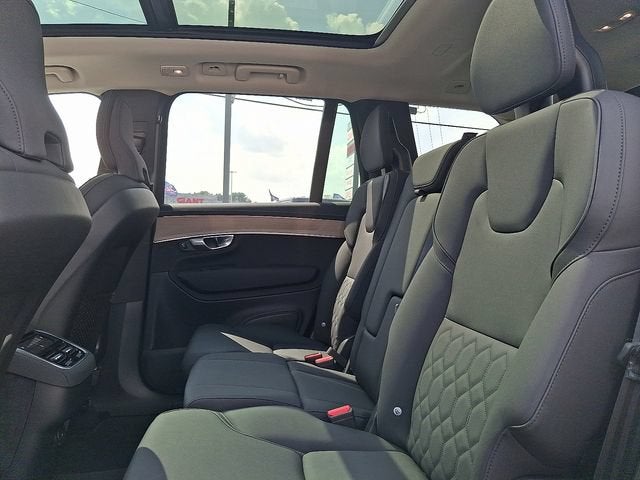 2026 Volvo XC90 Plus