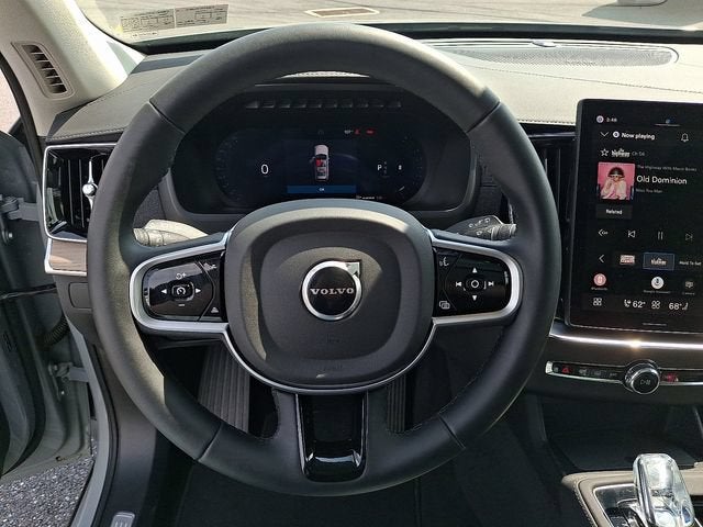 2026 Volvo XC90 Plus
