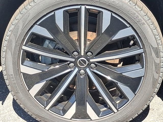 2026 Volvo XC90 Plus