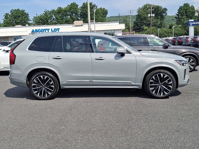 2026 Volvo XC90 Plus