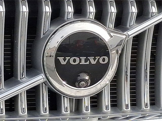 2024 Volvo XC90 Plus Bright Theme