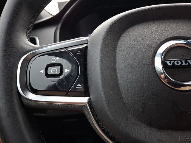 2024 Volvo XC90 Plus Bright Theme