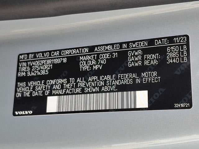 2024 Volvo XC90 Plus Bright Theme