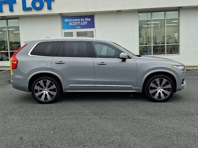 2024 Volvo XC90 Plus Bright Theme