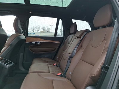 2024 Volvo XC90 Plus Bright Theme
