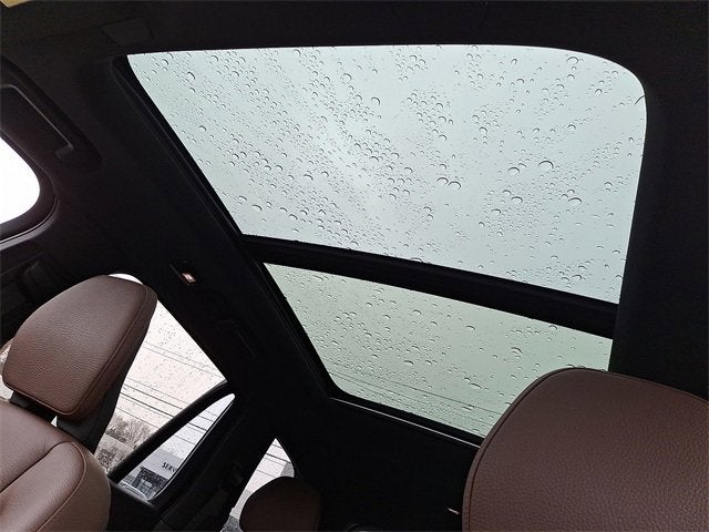 2024 Volvo XC90 Plus Bright Theme