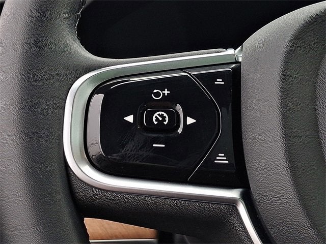 2024 Volvo XC90 Plus Bright Theme