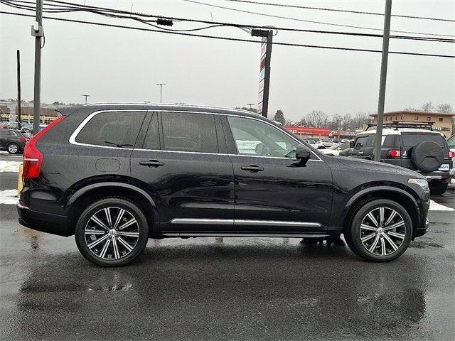 2024 Volvo XC90 Plus Bright Theme