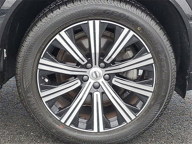 2024 Volvo XC90 Plus Bright Theme