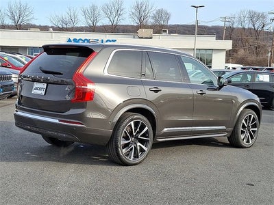 2024 Volvo XC90 Ultimate Bright Theme