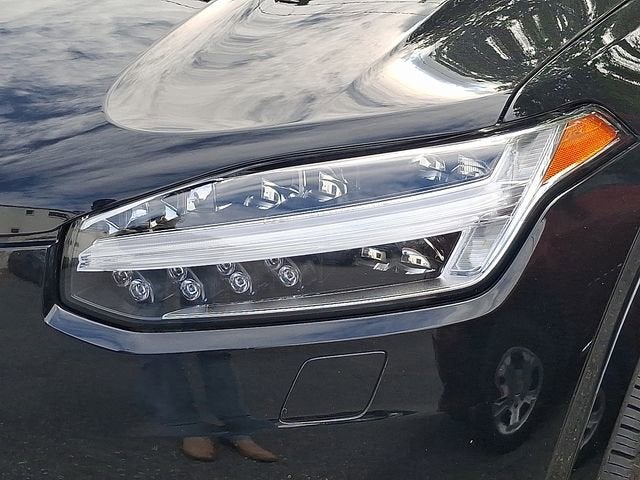 2024 Volvo XC90 Ultimate Bright Theme